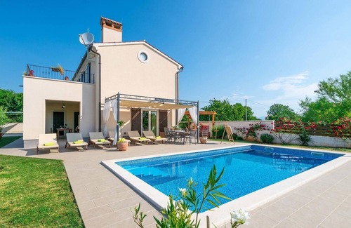 Puntera House | Gorgeous home in Puntera with WiFi