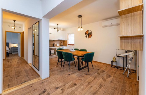 Rastevic House | Gorgeous home in Rastevic with WiFi