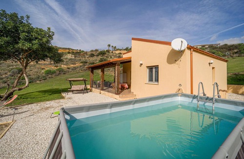 Pergole House | Gorgeous home in Realmonte