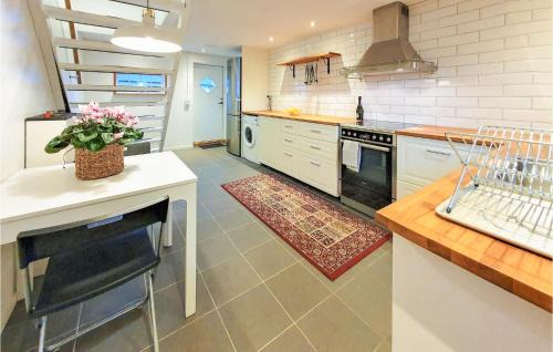 Rydeback House | Gorgeous Home In Rydebäck With Wifi