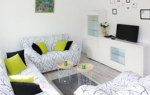 Saborsko House | Gorgeous Home In Saborsko With Wifi