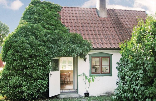 Katthammarsvik House | Gorgeous home in Katthammarsvik