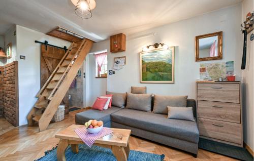 Strigova House | Gorgeous Home In Sveti Urban With Sauna
