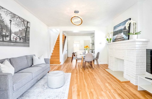 Oakwood Village House | Gorgeous Home in the Heart of St. Clair West!