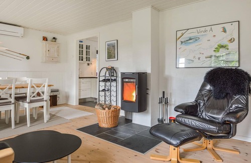 Tistrup House | Gorgeous home in Tistrup with kitchen