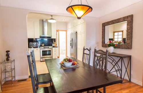 Tri-West Apartment | Gorgeous home In West Hollywood In A Wonderful Location