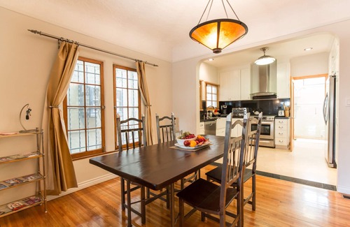 Tri-West Apartment | Gorgeous home In West Hollywood In A Wonderful Location