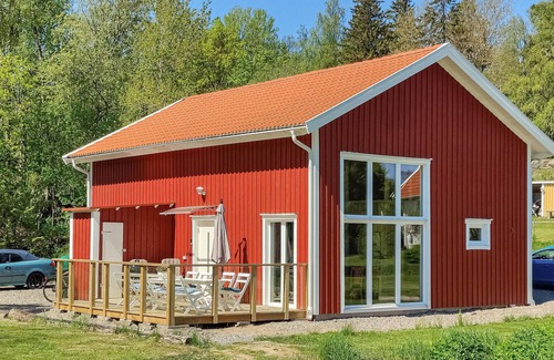 Vanersborg House | Gorgeous home in Vänersborg with WiFi