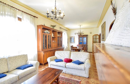 Ex Campo d'Aviazione House | Gorgeous home in Viareggio with WiFi
