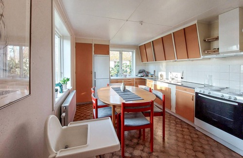 Vrankunge House | Gorgeous home in Vrankunge with WiFi