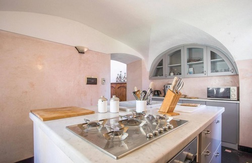 Borgio Verezzi House | Gorgeous home in Borgio Verezzi SV