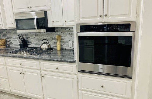 Coarsegold House | Gorgeous home near Bass Lake with RV/boat parking
