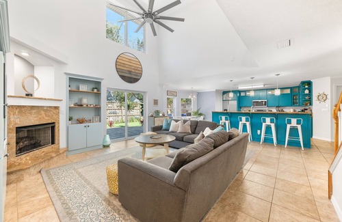 Vilano Beach House | Gorgeous home w/Pool+Spa, Huge backyard, Fire Pit, WALK to Beach, 10 min to DT