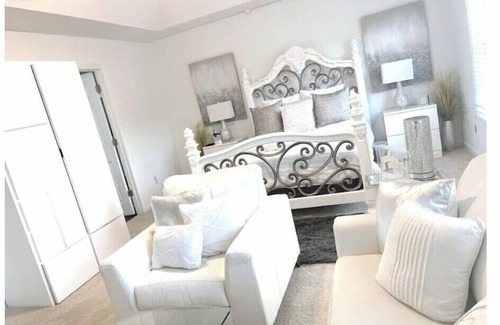 Snellville House | Gorgeous Home w/Pool & Game Roomn