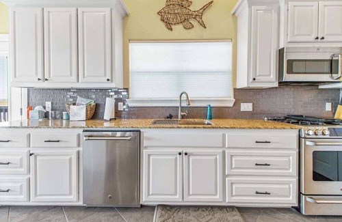 Cedar Lane House | Gorgeous Home w/Sargent Beach/ICW Views