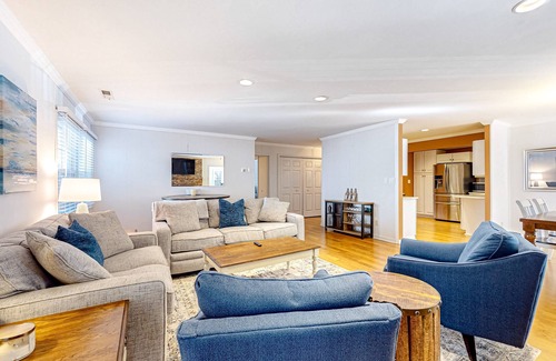 Ocean Pines House | Gorgeous home with an enclosed yard, grill, fireplace, chef's kitchen, AC, & W/D