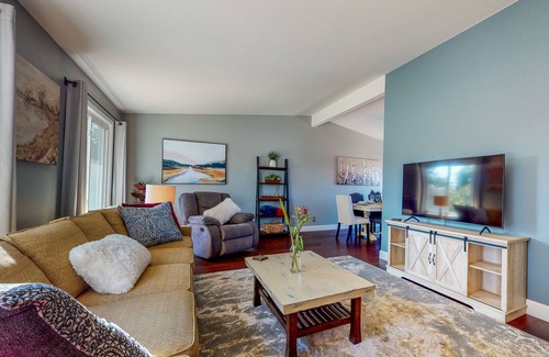 Southwest Santa Rosa House | Gorgeous House/Large Yard Prefect For Family/Friends Gathering