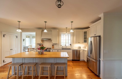 East Dorset House | Gorgeous house- near Manchester VT, shopping, hiking, arts, golf, skiingn
