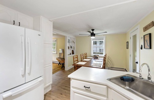 Bridgton House | Gorgeous house on Highland Lake next to Pleasant Mountain!