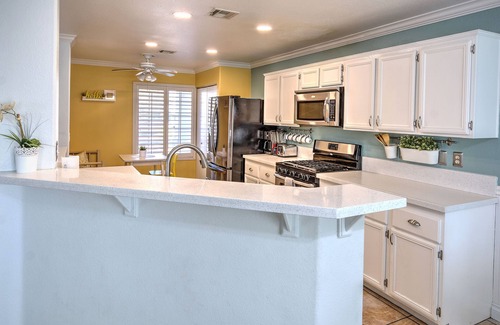 Spring Valley House | Gorgeous House private Pool& Spa 10 sleeps, 8min to Strip