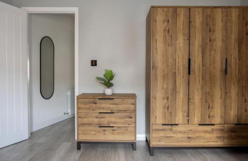 Great Yarmouth House | Gorgeous House with BBQ Patio