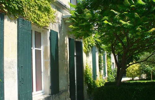 Migron House | Gorgeous house with pool, beautiful grounds, in a village with bar and baker