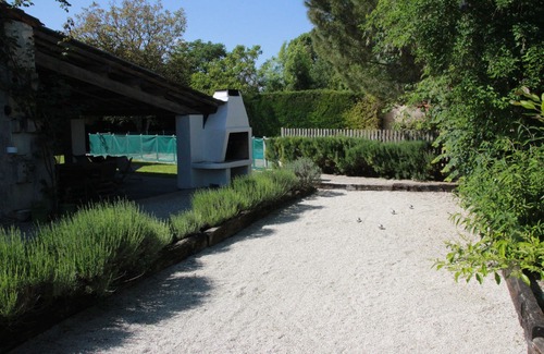 Migron House | Gorgeous house with pool, beautiful grounds, in a village with bar and baker