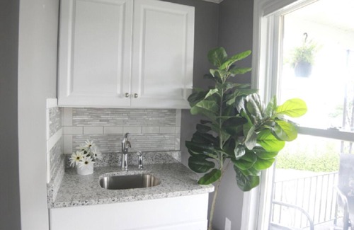 Dunmore House | Gorgeous Housing for Traveling Professionals