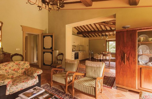 Pieve a Maiano House | Gorgeous home in Civitella d.Chiana AR