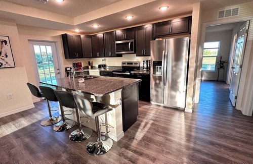 LaBelle House | Gorgeous Jacuzzi home in Labelle