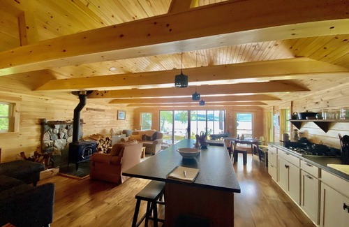 Embden House | Gorgeous lakefront cottage with beautiful sunset views!