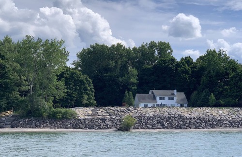 Sodus Point House | Gorgeous lakefront home with a huge yard and 300ft of beachfront