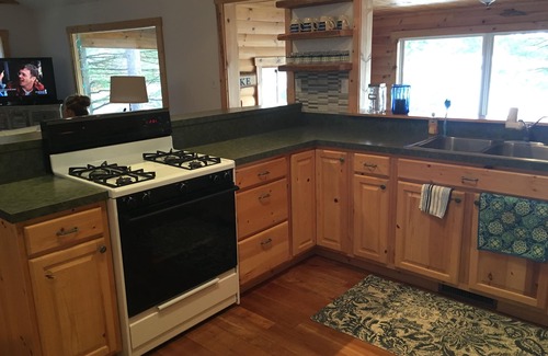 Mayfield Cottage | Gorgeous Lakefront Cottage! The perfect "Up-North" getaway!
