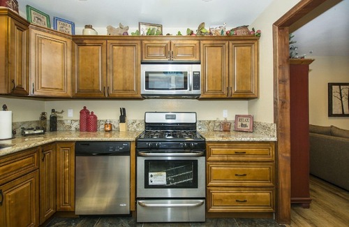 Big Bear Lake House | Gorgeous Lakeside hideout with views of the lake and mountains