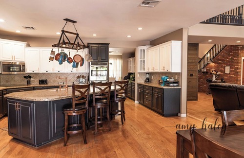 Gilbert House | Gorgeous LARGE Country Home! 🏡 Pet Friendly! SPARKLING Pool! Orchard!