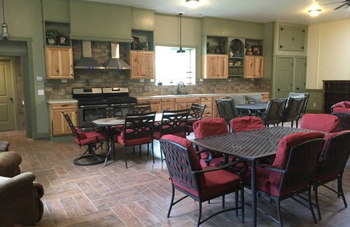 Avon House | Gorgeous Location, Many Outdoor Activities, Sleeps 49 in Beds + Camping