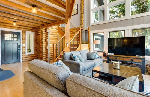 Lacey House | Gorgeous Long Lake Home with Dock, Kayak, SUP and More