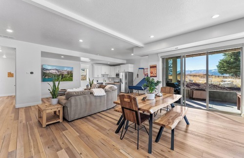 Highland Estates House | Gorgeous Lower Level of Stunning House Overlooking Swaner Nature Preserve