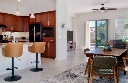 Indio House | GORGEOUS LUXURY RENTAL- new furnishings in 55+ Sun City Shadow Hills