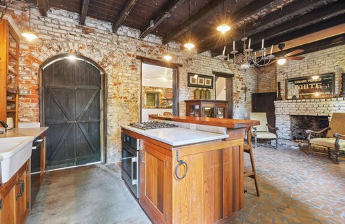 Faubourg Marigny House | Gorgeous Marigny Retreat