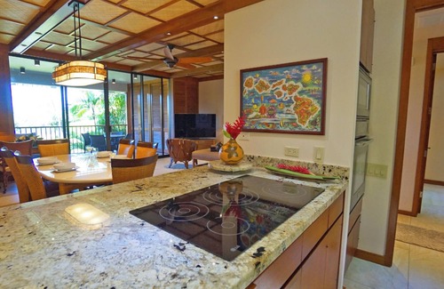Kamuela Condo | Gorgeous Mauna Lani Terrace Condo - Walk to Beach!