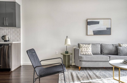 Milpitas Apartment | Gorgeous Milpitas 1BR w/Pool, Gym & W/D, walk to BART, by Blueground