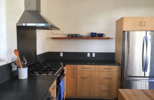 Big Sur House | Gorgeous modern home with ocean and mountain views in the heart of Big Sur