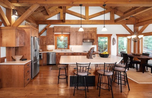 Grace Cabin | Gorgeous Mountain Home 10 min to Downtown Asheville - Couples Retreat
