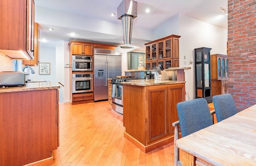 Williamstown House | Gorgeous Mountain Estate 6BD/5BA Large Groups