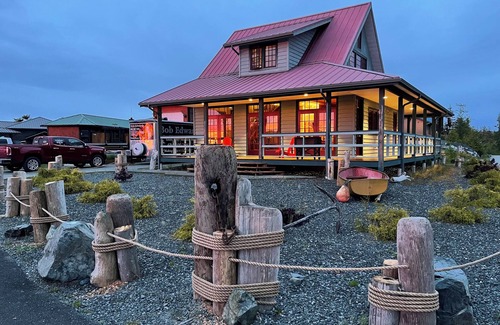 Telegraph Cove Apartment | Gorgeous new Ocean View Studio Suite at The Cottage at the Cove Telegraph Cove