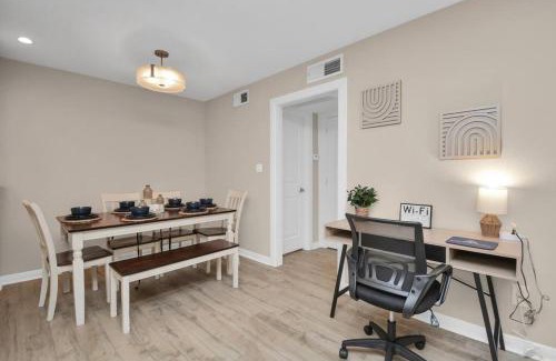 North Houston Apartment | Gorgeous Oasis Boho Getaway