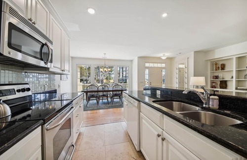 Melrose on the Beach Cottage | Gorgeous Ocean View Cottage.