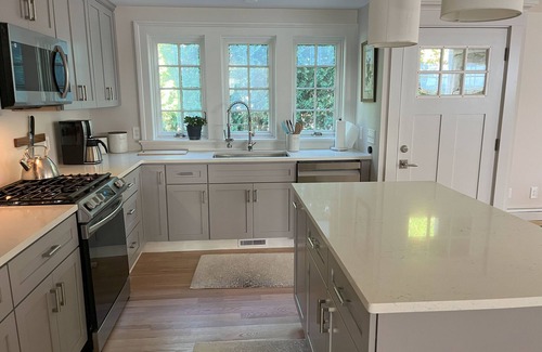 Dartmouth House | Gorgeous Padanaram House for Summer 2025