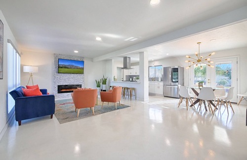 Desert Park Estates House | Gorgeous Palm Springs Jewel